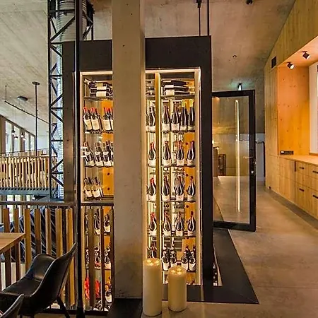 Hotel Boutique-hotel Lartor 3*